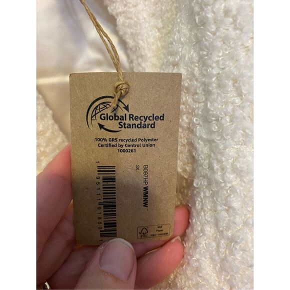 Amazon Aware Women's Recycled Polyester Sherpa Jacket in Cream Size 3X - Picture 6 of 7